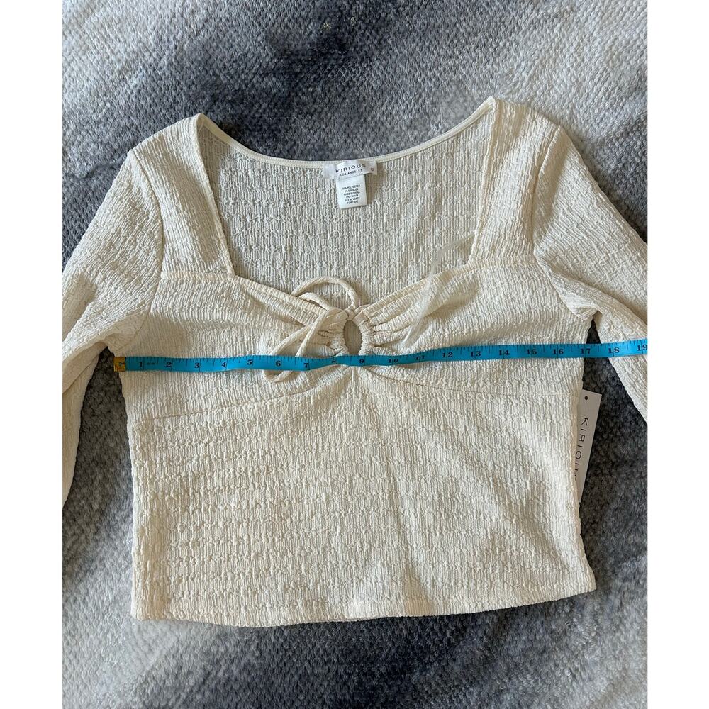 Kirious Los Angeles Cream Cropped Crinkle Long Sleeve Babydoll Peasant Top Large - Picture 7 of 12
